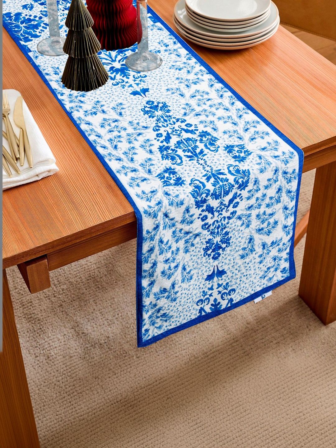 PLIVANA Blue & White Floral Printed Dining Table Runner