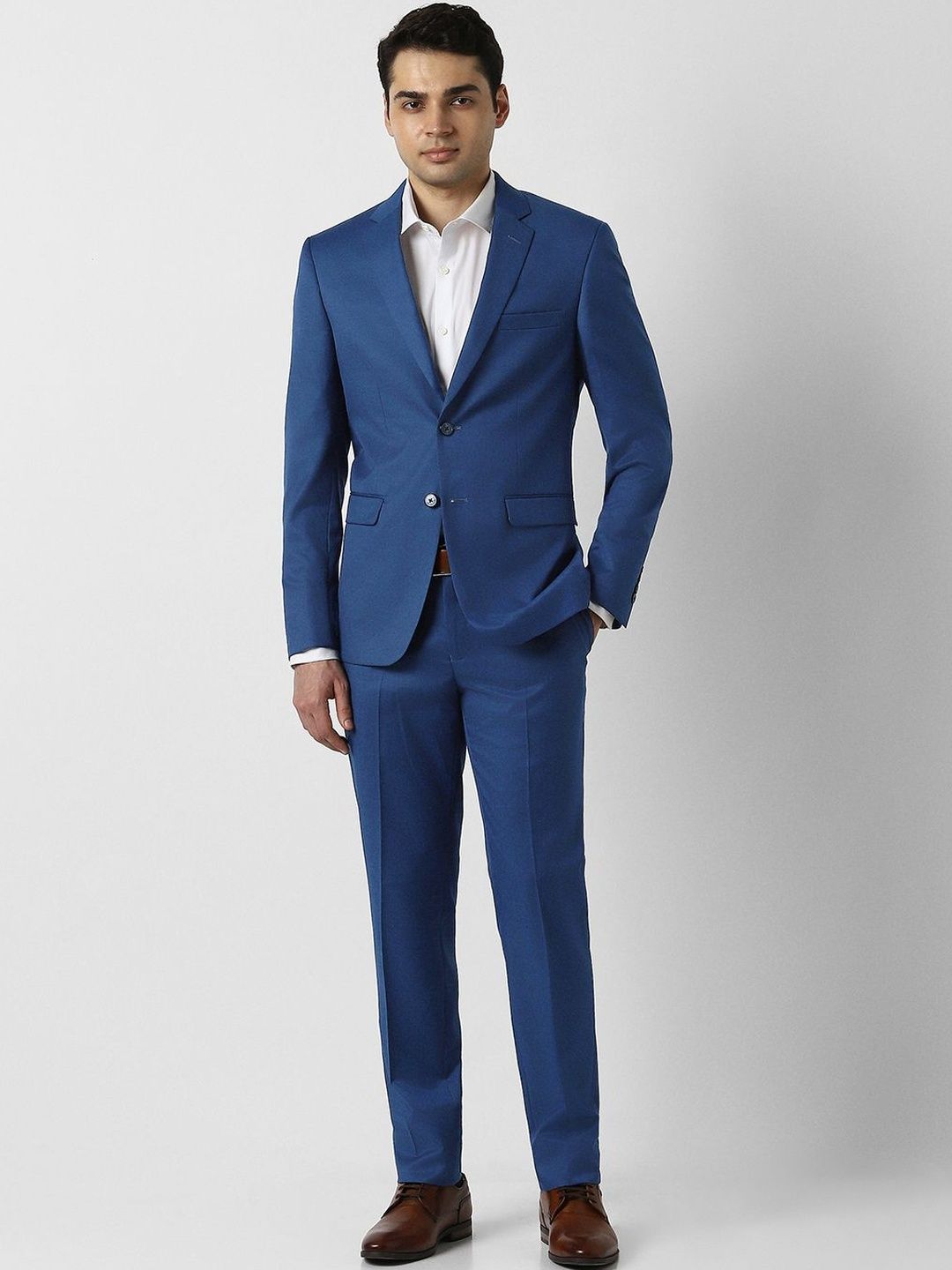 Peter England Elite Slim-Fit Single-Breasted Two-Piece Suit