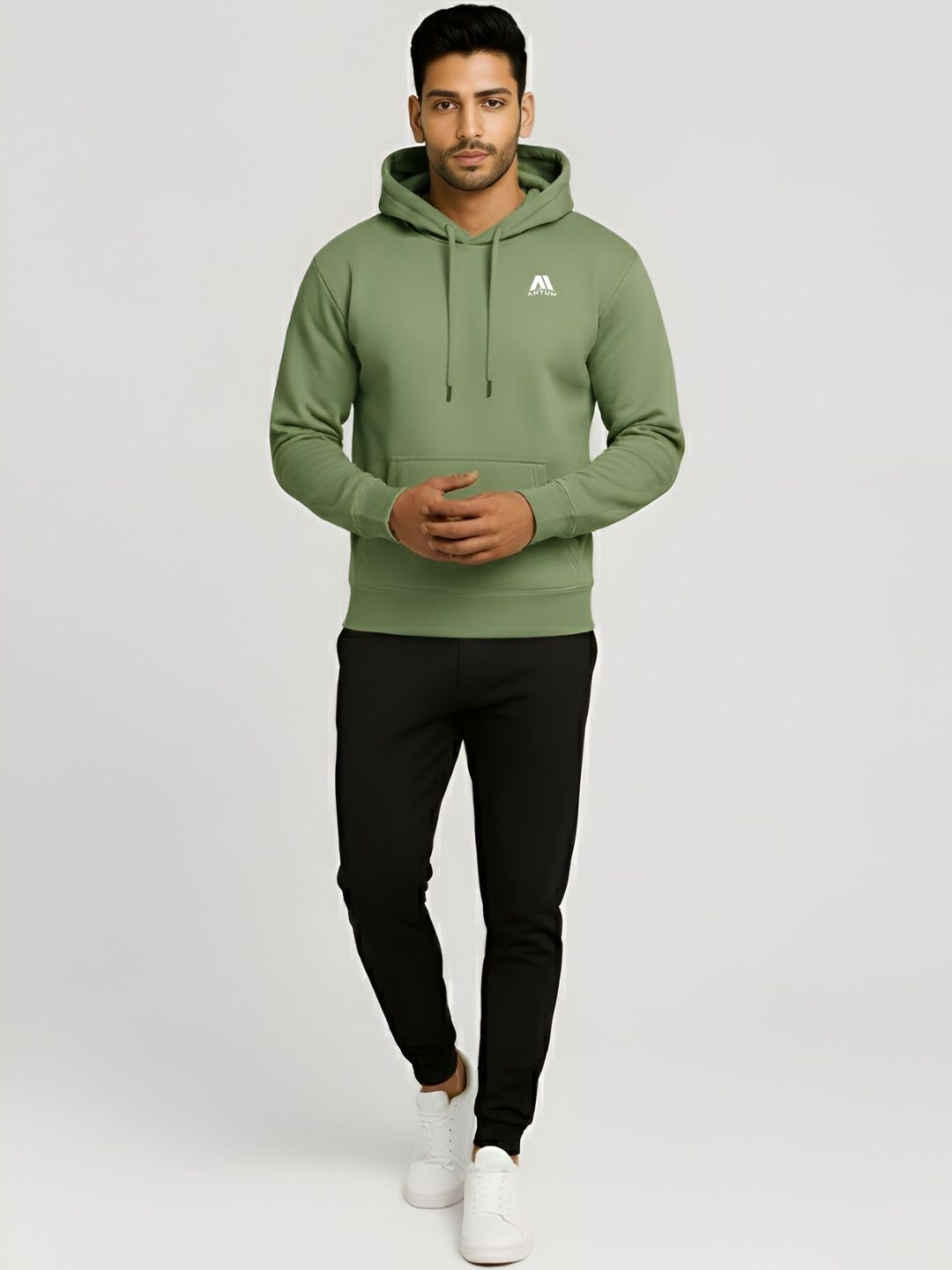 ANTUM Men Brand Logo Lightweight Outdoor Cape Jacket