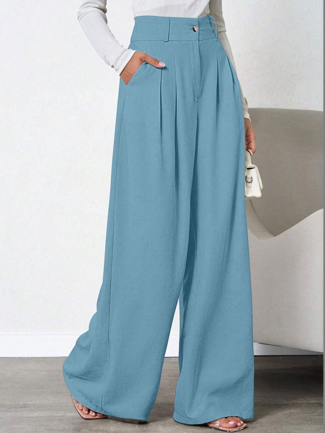 GENZILOOKS Women High-Rise Pleated Trousers