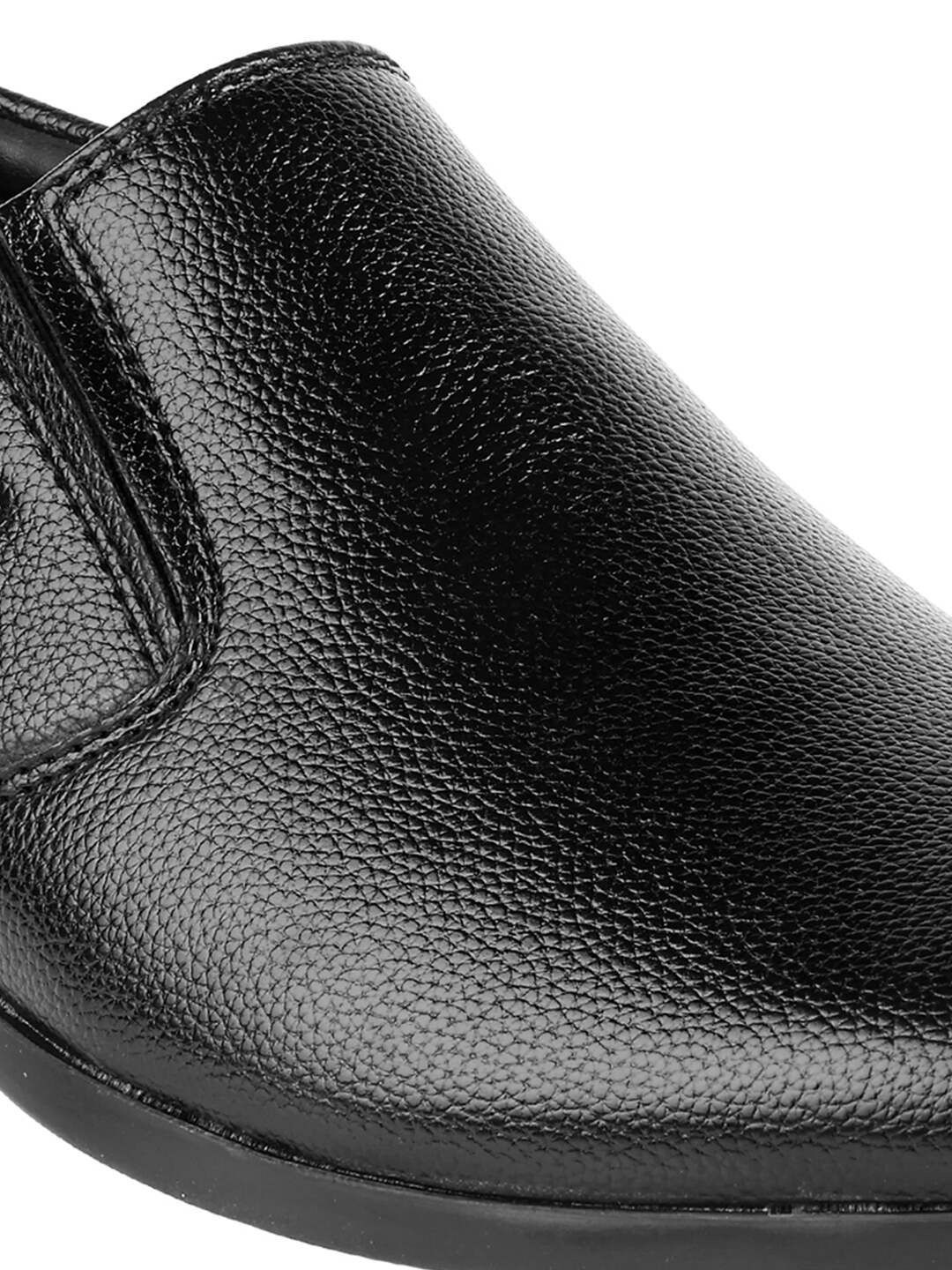 WALKWAY by Metro Men Solid Formal Loafers
