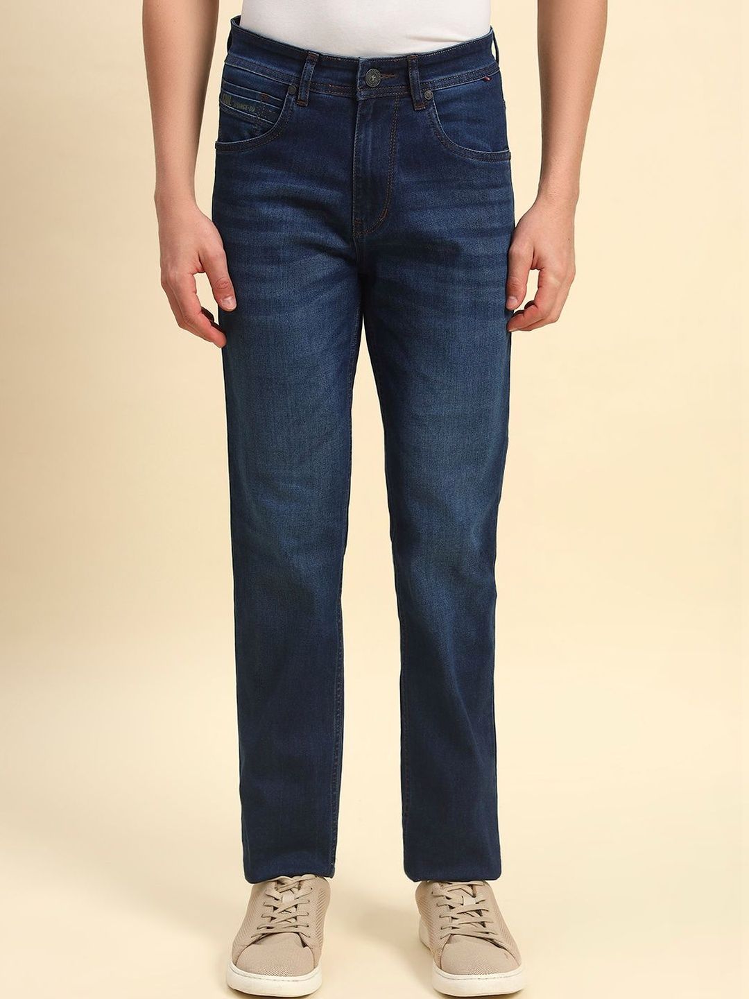 Cantabil Men Comfort Regular Fit Mid-Rise Light Fade Stretchable Jeans