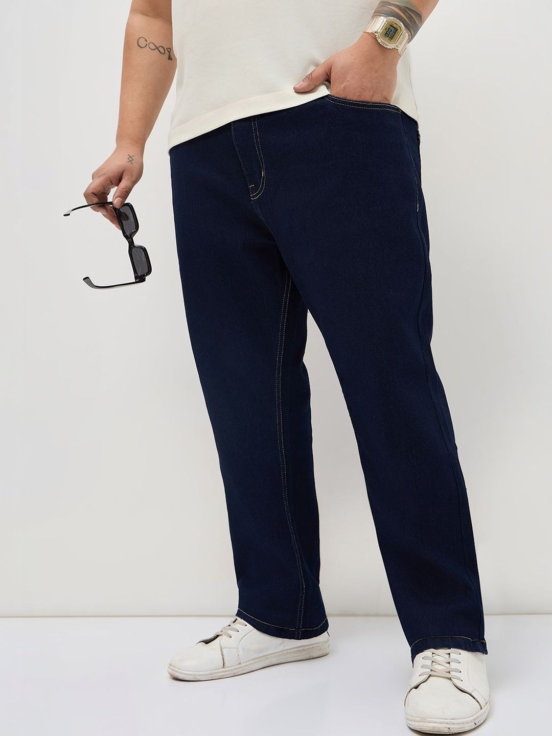 Urbano Plus Men Straight Fit Mid-Rise Heavy Fade Stretchable Jeans