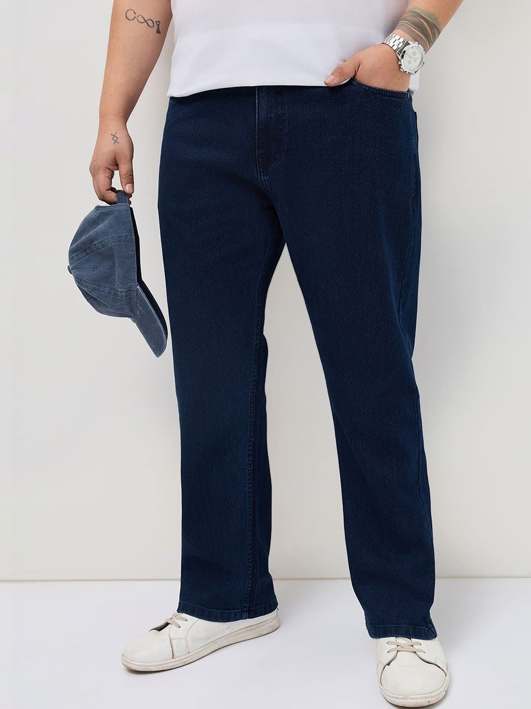 Urbano Plus Men Straight Fit Mid-Rise Heavy Fade Stretchable Jeans