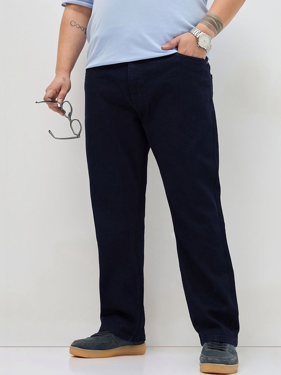 Urbano Plus Men Straight Fit Mid-Rise Heavy Fade Stretchable Jeans