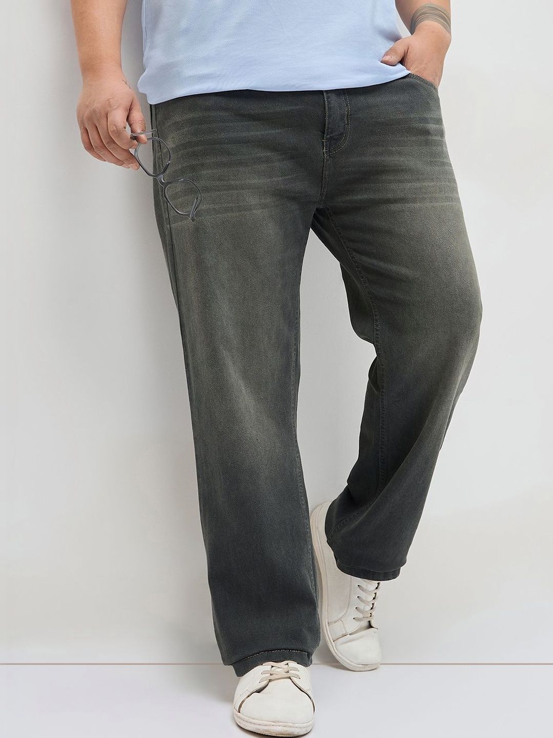 Urbano Plus Men Regular Fit Mid-Rise Heavy Fade Stretchable Jeans