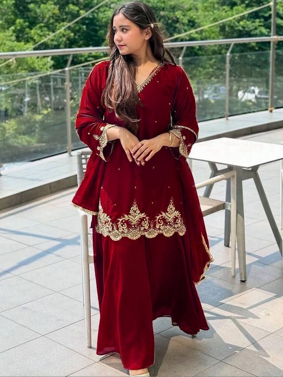 SWORNY FASHION SWORNY FASHION Women Ethnic Motifs Embroidered Regular Kurta with Palazzos & With Dupatta