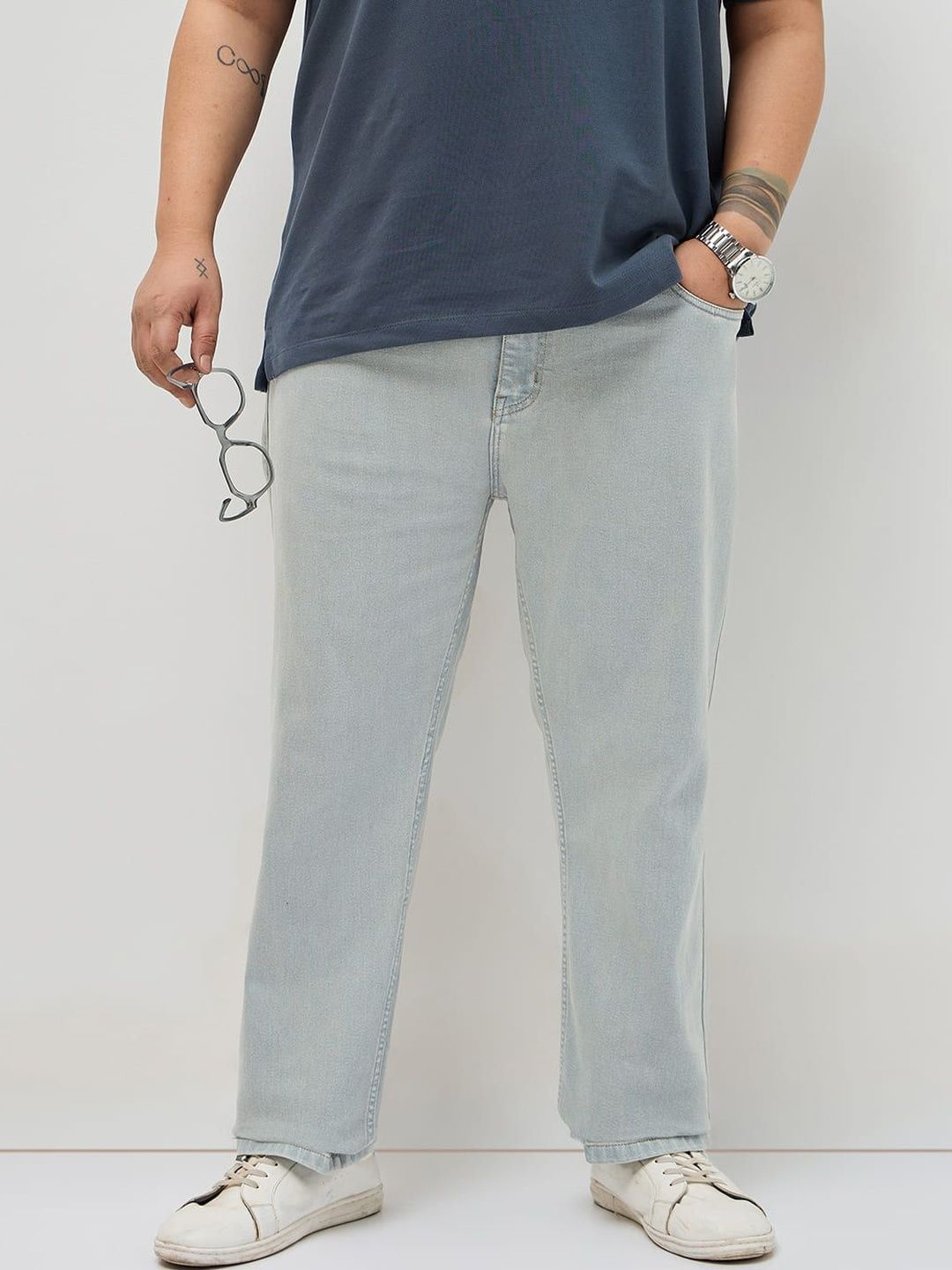 Urbano Plus Men Regular Fit Mid-Rise Heavy Fade Stretchable Jeans