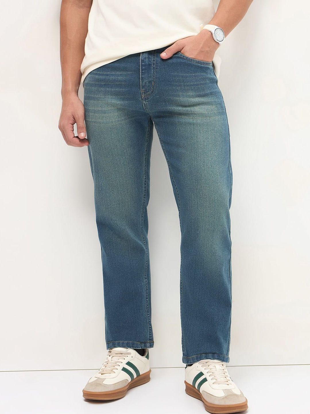 Urbano Fashion Men Regular Fit Mid-Rise Heavy Fade Stretchable Jeans