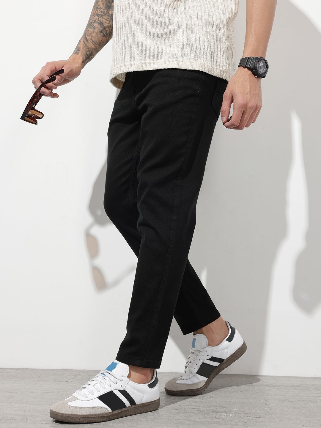 The Roadster Life Co. Men Straight Fit Mid-Rise Stretchable Jeans
