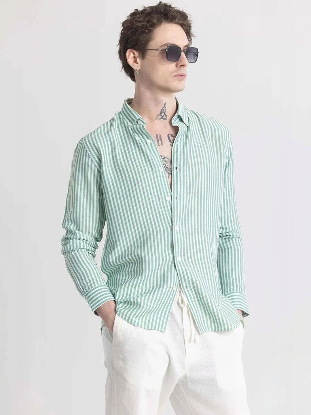 EIGHTEEN UP Men Classic Striped Casual Shirt