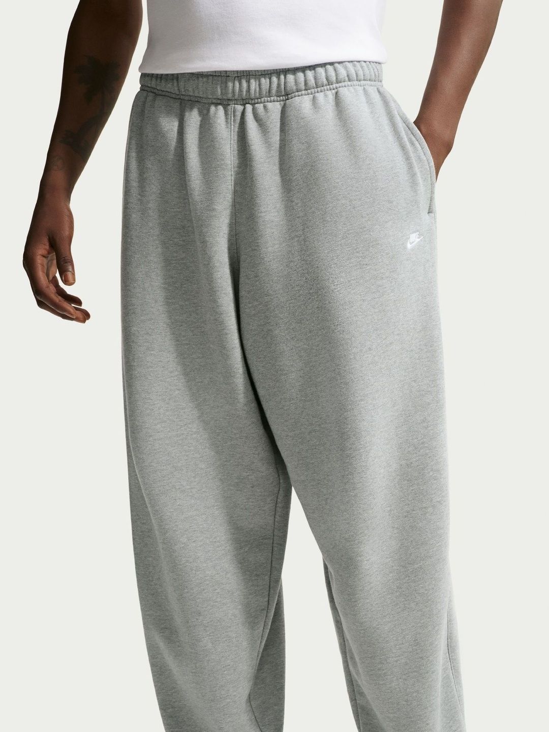 Nike Nike Sportswear Club Men's Oversized French-Terry Trackpants