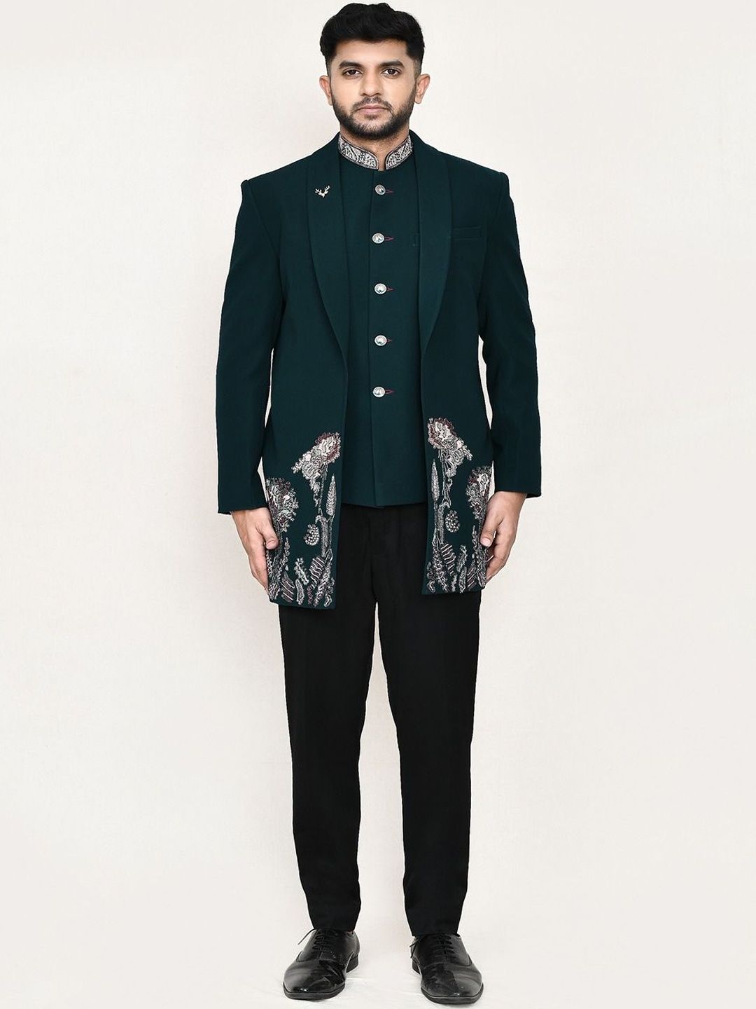 Jhambthreads Men Floral Tailored Jacket with Embroidered