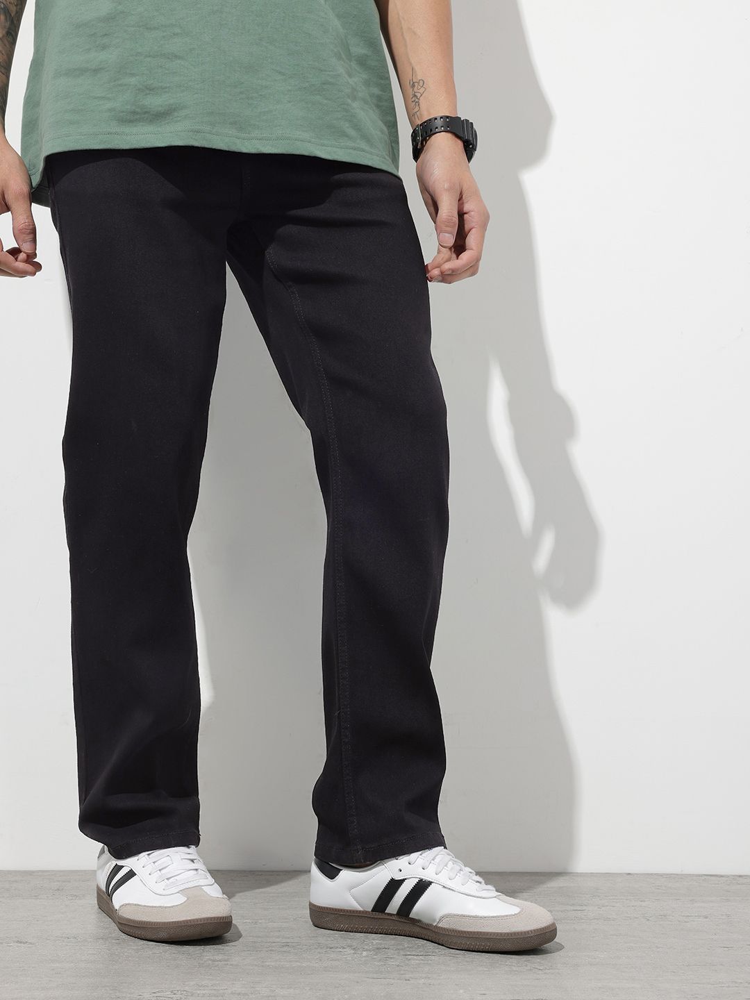 The Roadster Life Co. Men Straight Fit Stretchable Jeans