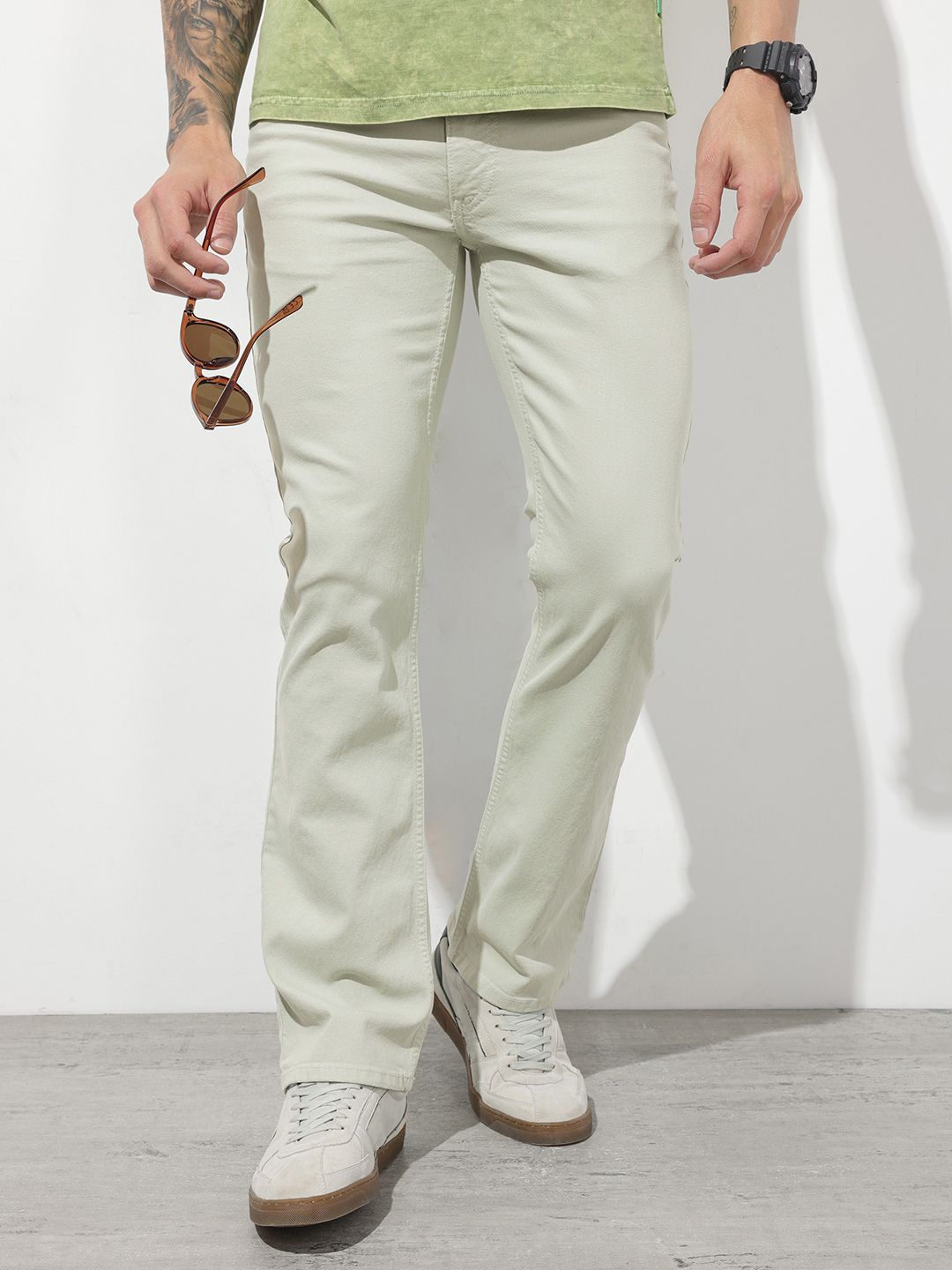 The Roadster Life Co. Men Bootcut Stretchable Jeans