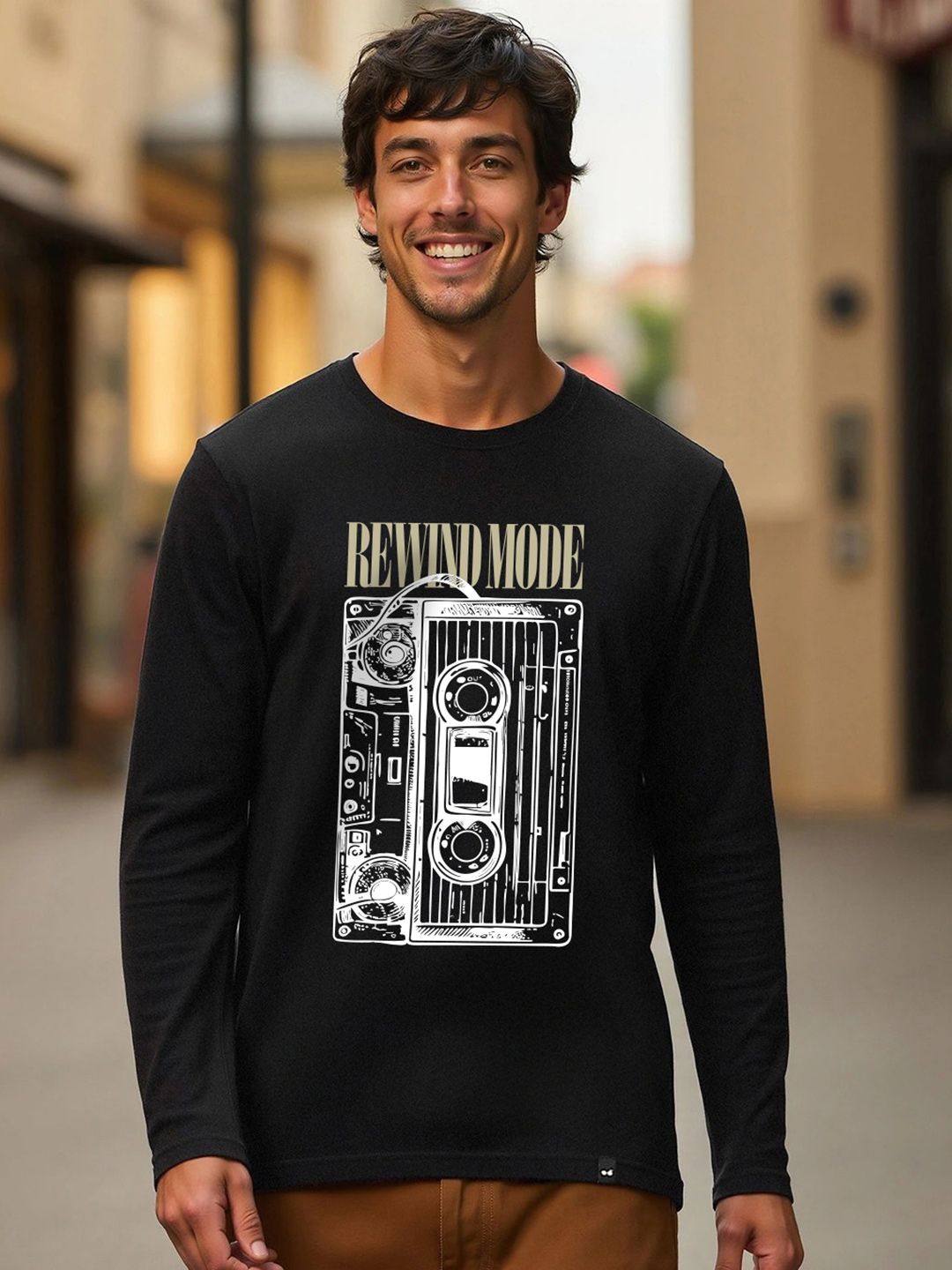 Bewakoof Men Jet Black Rewind Mode Graphic Printed T-shirt