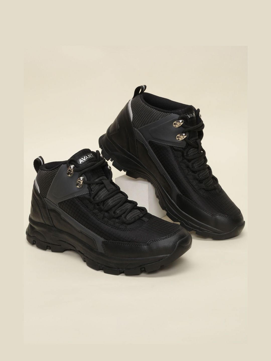 AVANT Men TerraTread Outdoor Shoes - Black