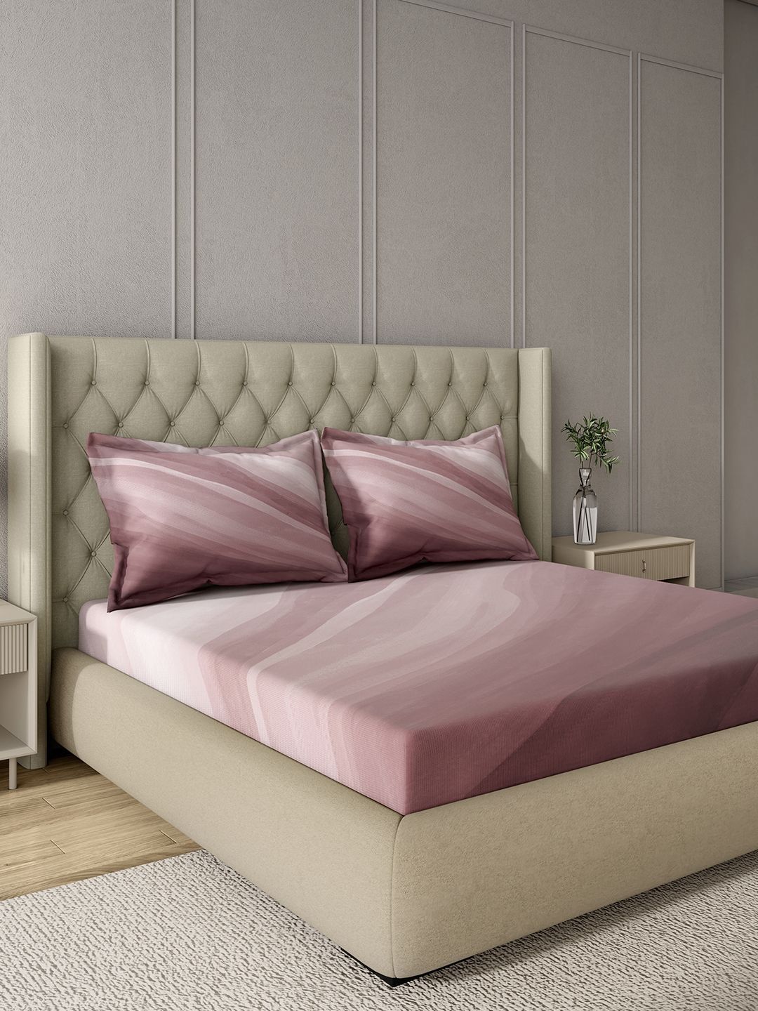 GM GM Purple 144 TC King Bedsheet with 2 Pillow Covers