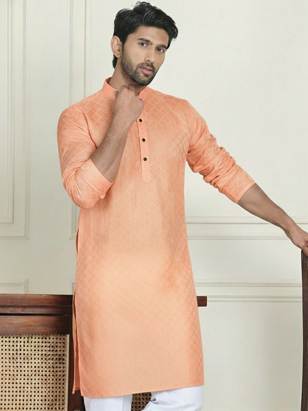 HERE&NOW Men Embroidered Thread Work Handloom Kurta