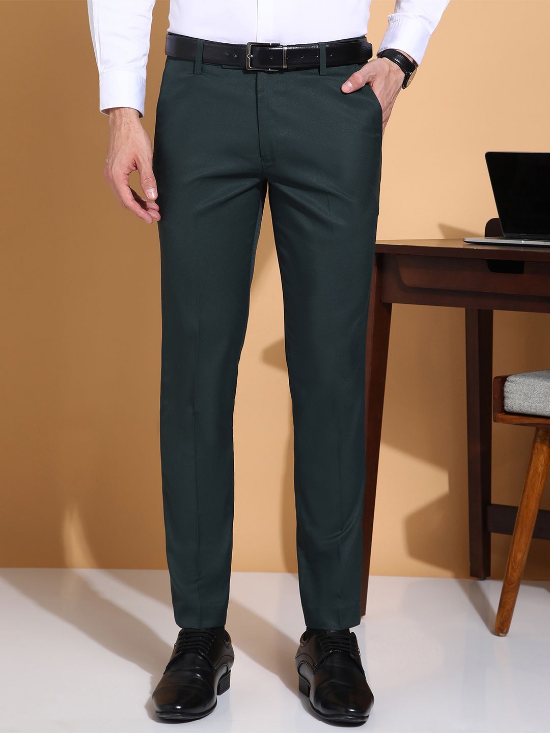 encore by INVICTUS Men Slim Fit Pleated Trousers