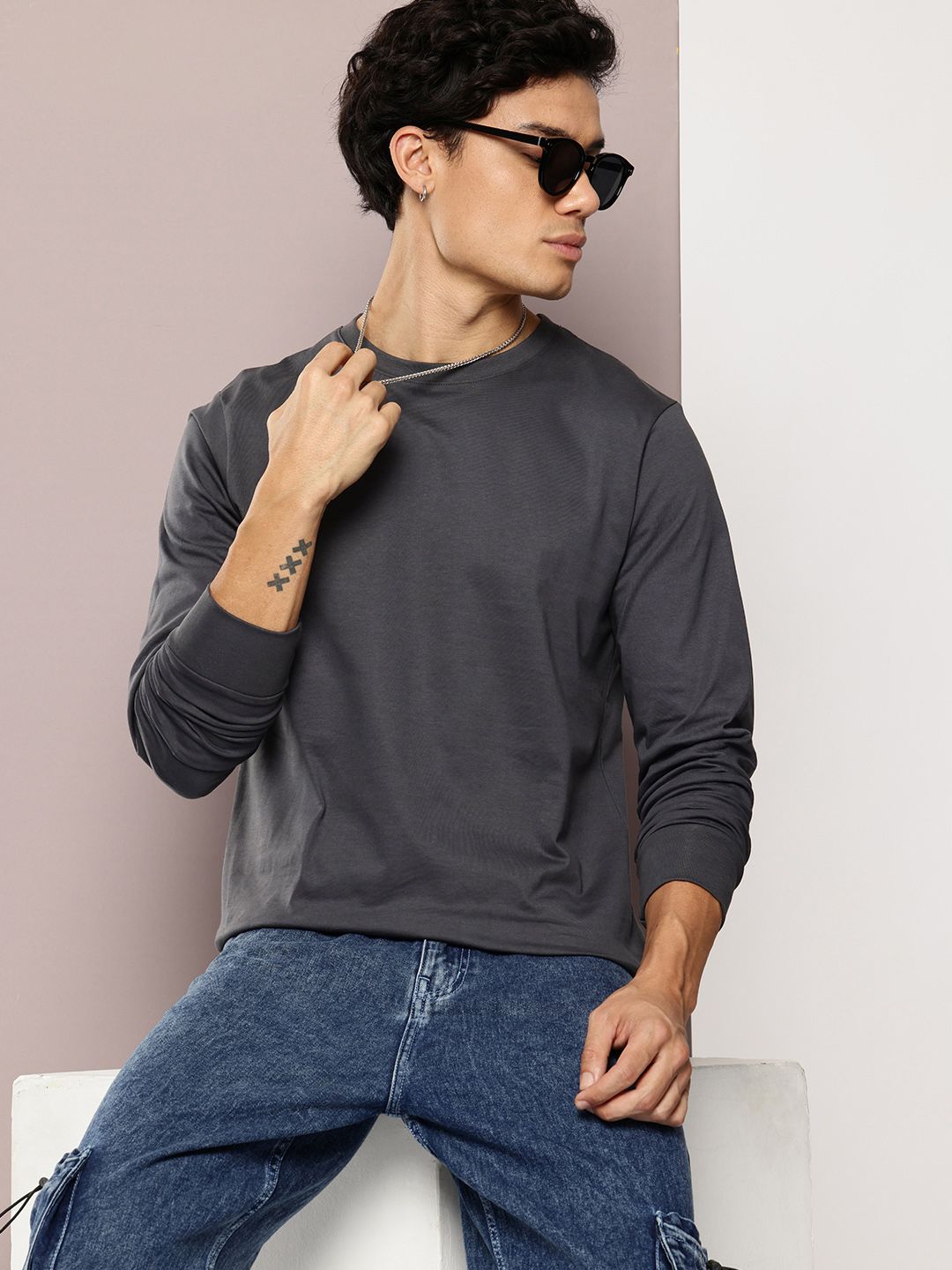 DILLINGER Men Solid Round Neck Regular Fit T-shirt