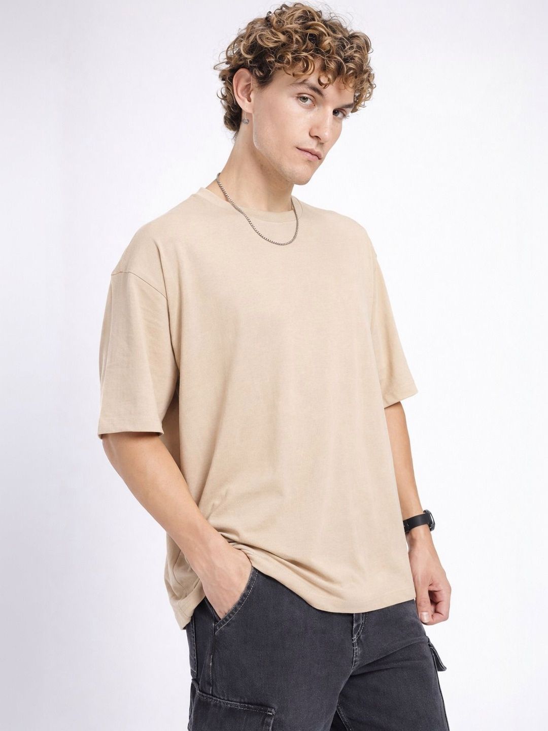 The Roadster Lifestyle Co Round Neck Oversized-Fit Tshirt