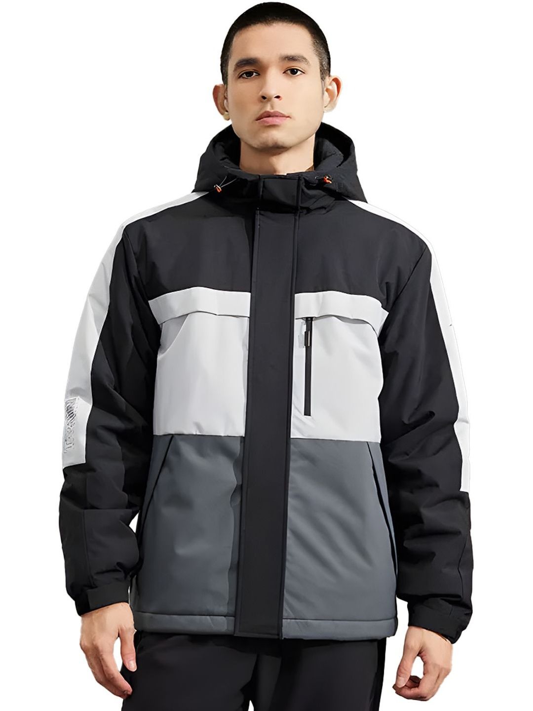 Xtep Men Colourblocked Lightweight Training or Gym Padded Jacket