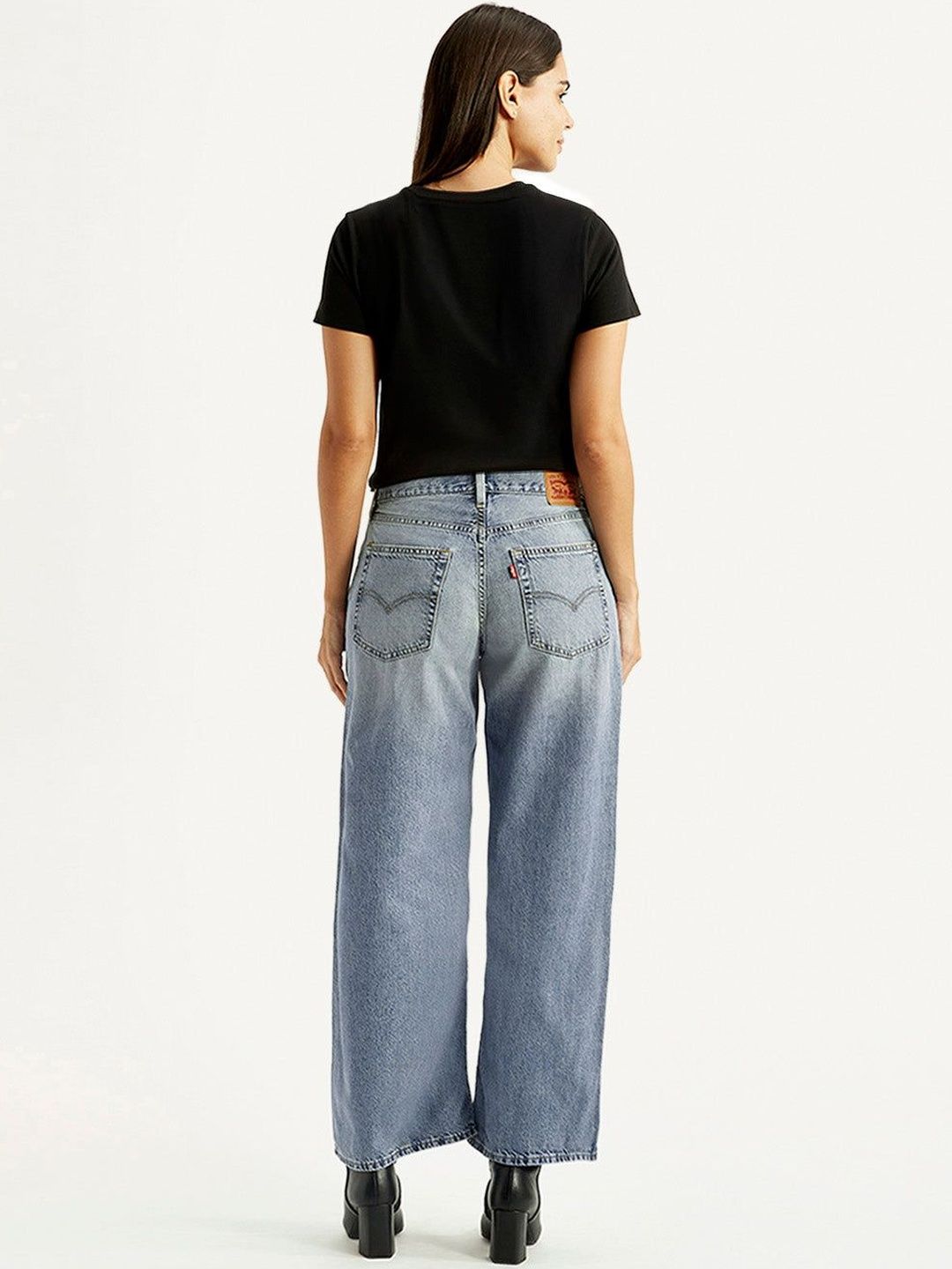 Mid Rise Loose Fit Light-Blue Jeans