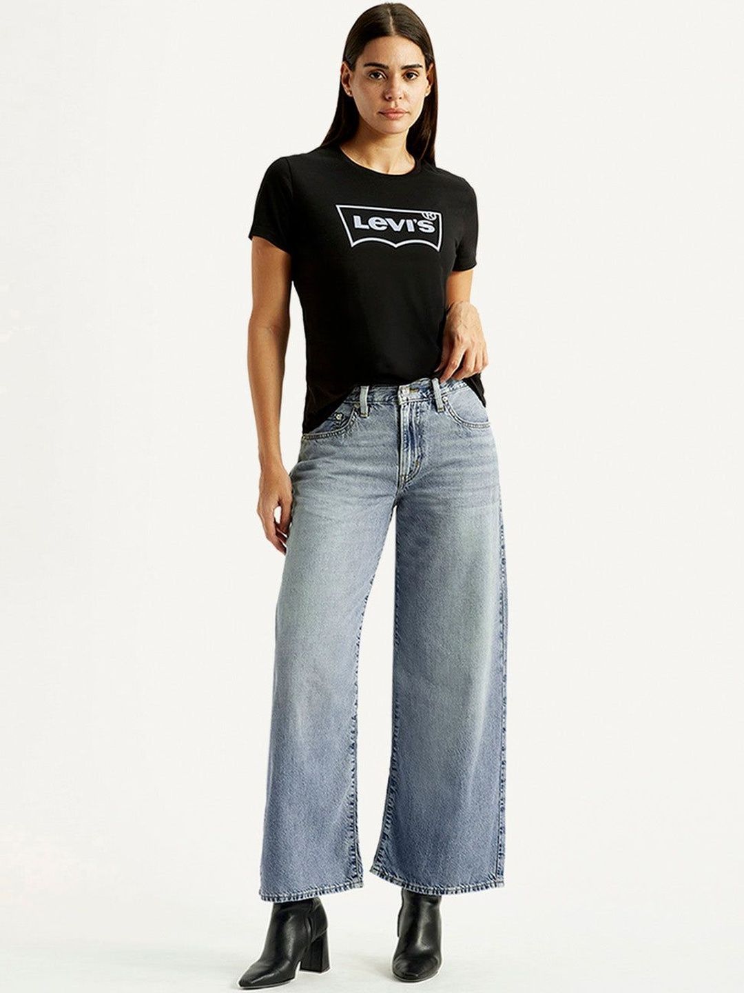 Mid Rise Loose Fit Light-Blue Jeans