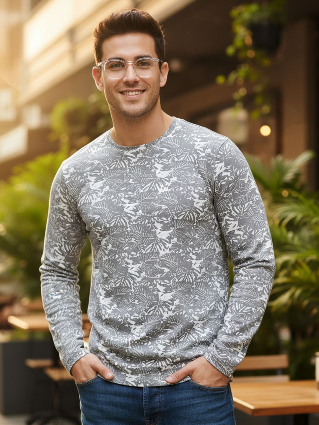Urbano Fashion Men White Grey Printed Slim Fit Training or Gym Pure Cotton T-shirt