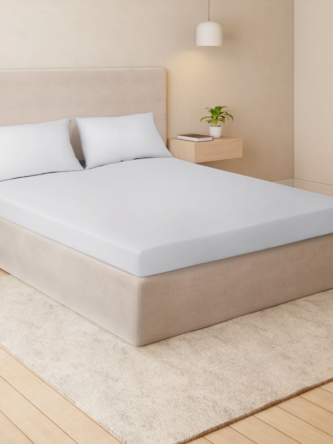 SPACES SPACES White 220 TC King Bedsheet with Pillow Covers