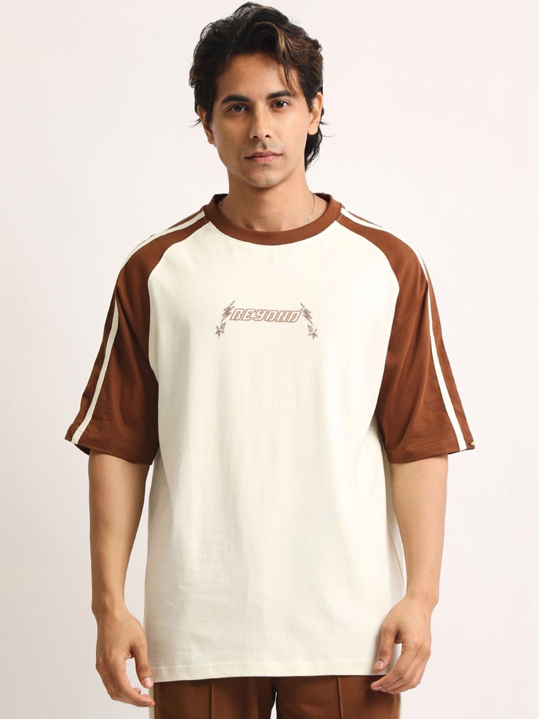 Maniac Men Typography Colourblocked T-shirt