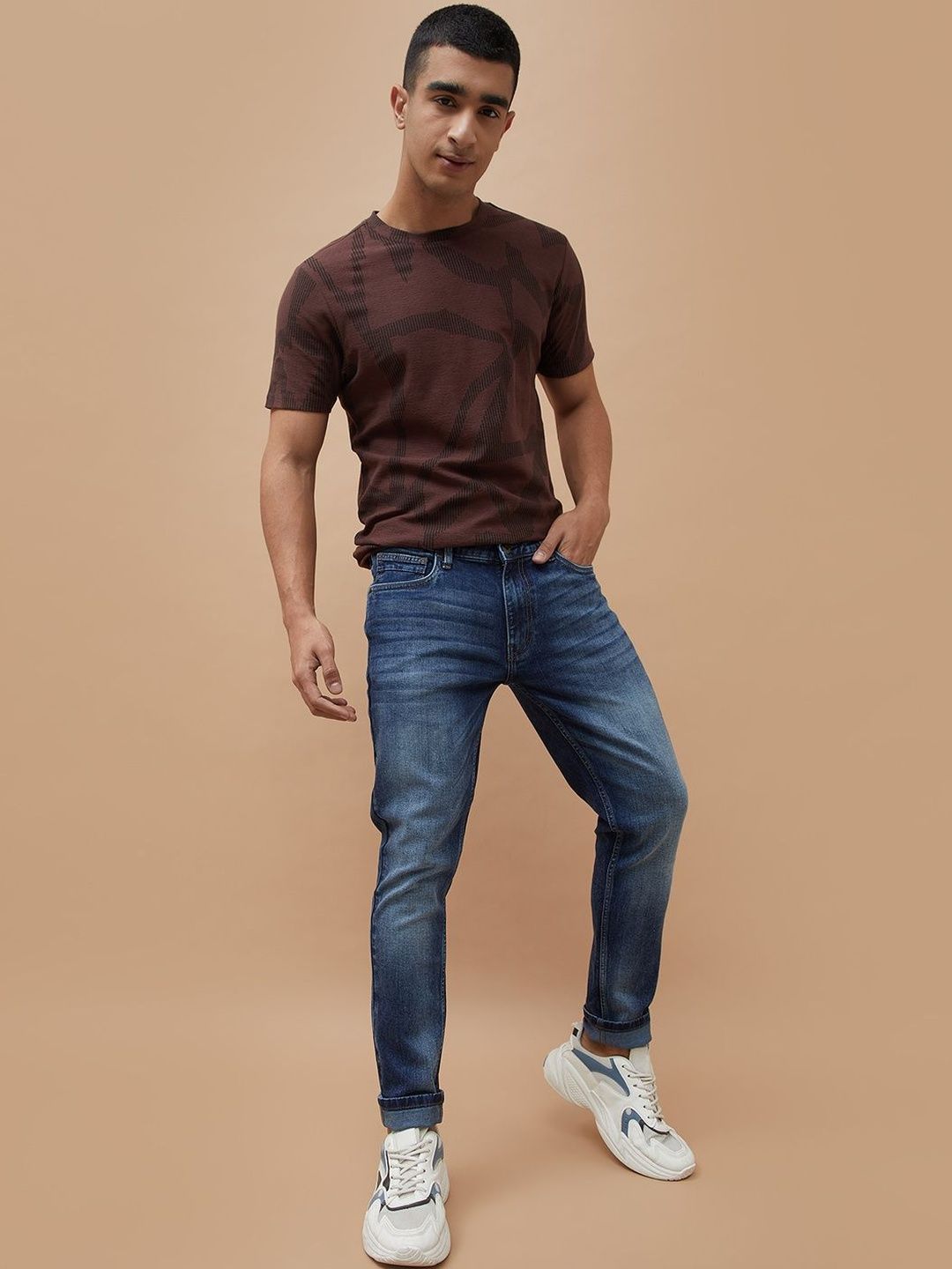 Forca by Lifestyle Men Slim Fit Mid-Rise Jeans