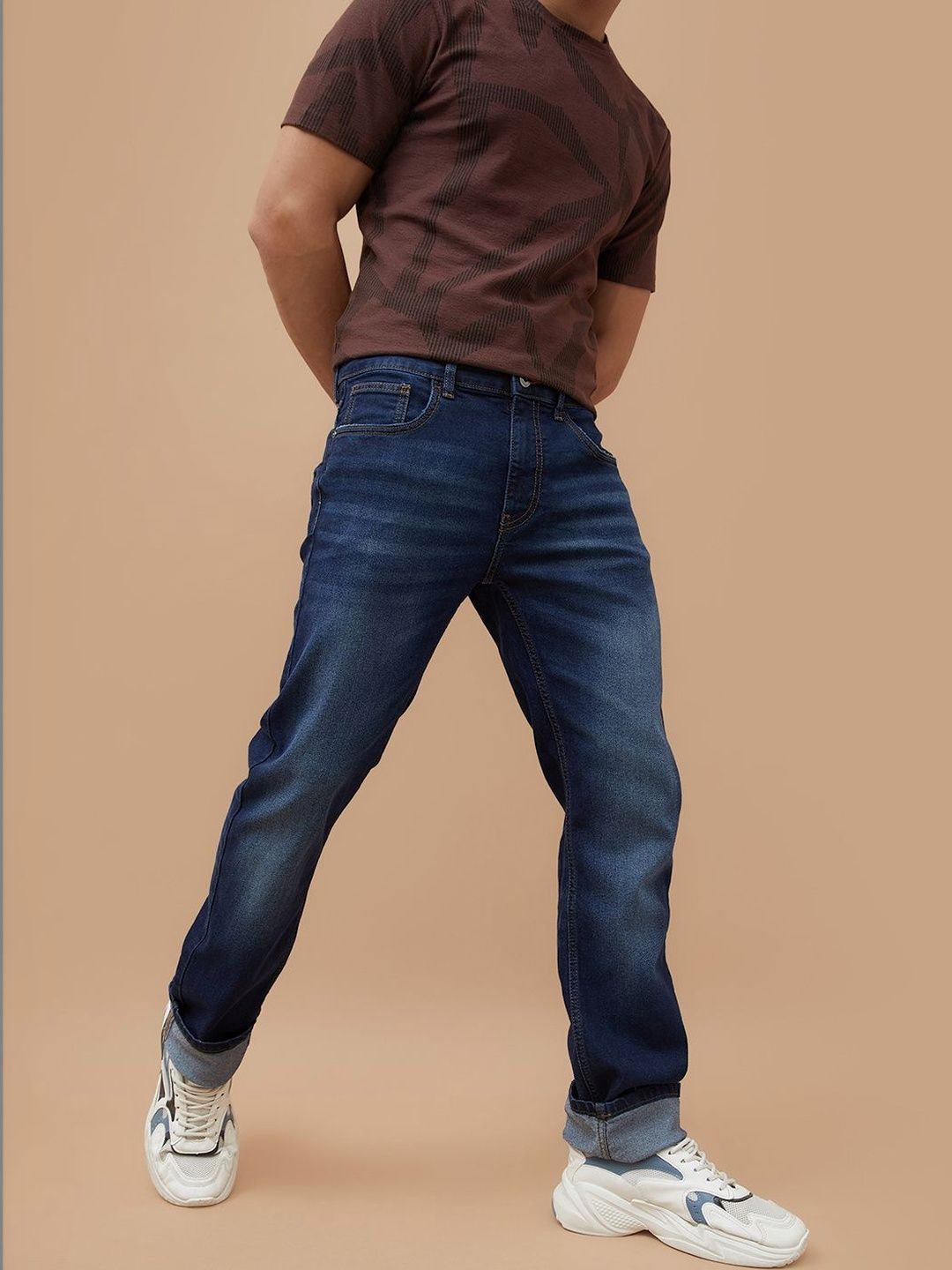 Forca by Lifestyle Men Slim Fit Mid-Rise Light Fade Jeans
