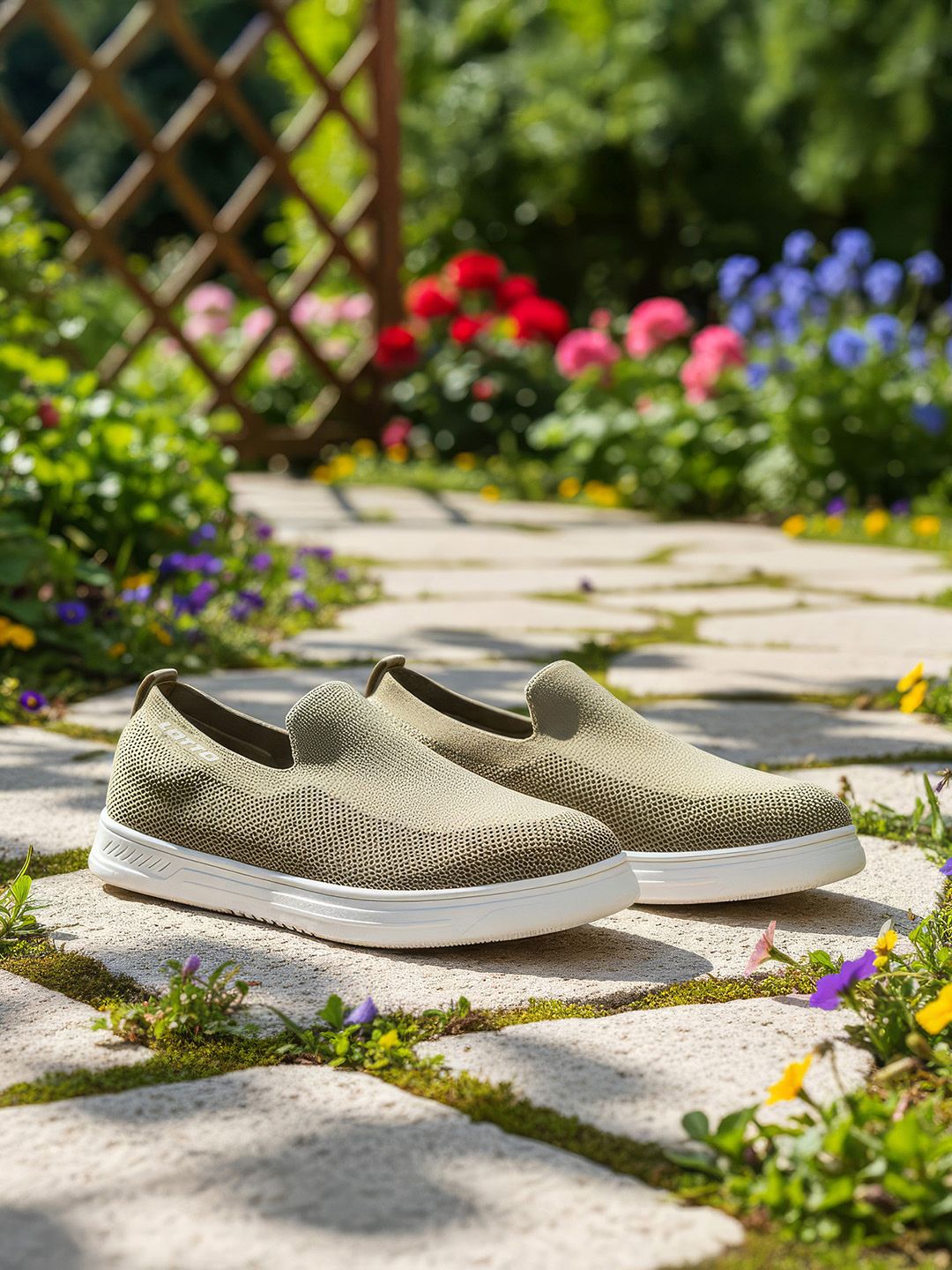 Lotto Lotto Men Strada Slip on Sneakers