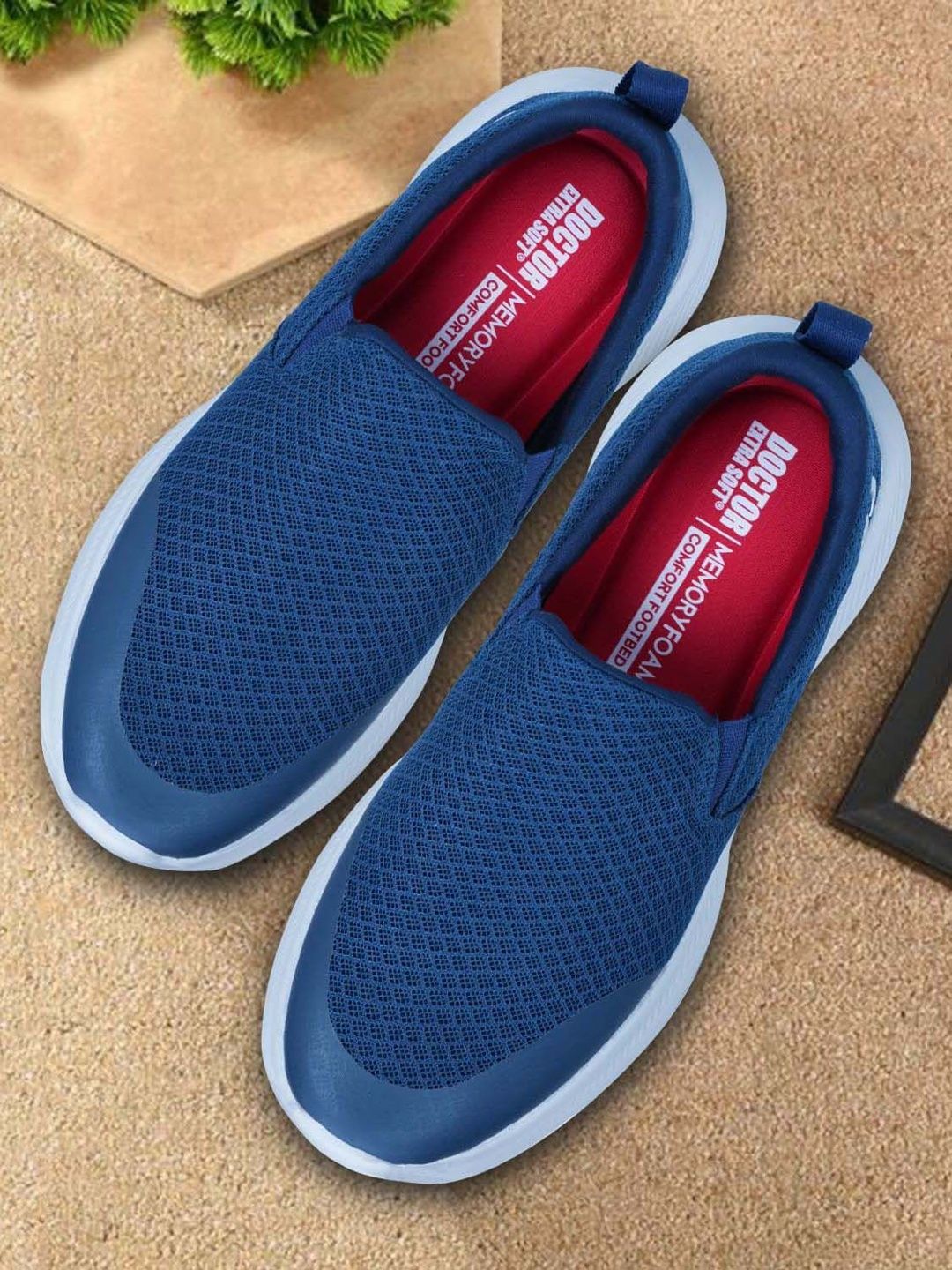 DOCTOR EXTRA SOFT Men Mesh Walking Non-Marking Shoes
