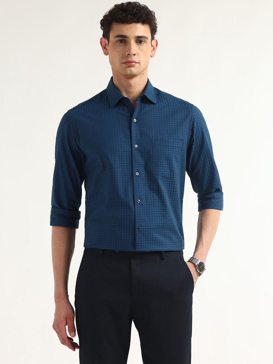 Arrow Men Slim Fit Printed Casual Shirt