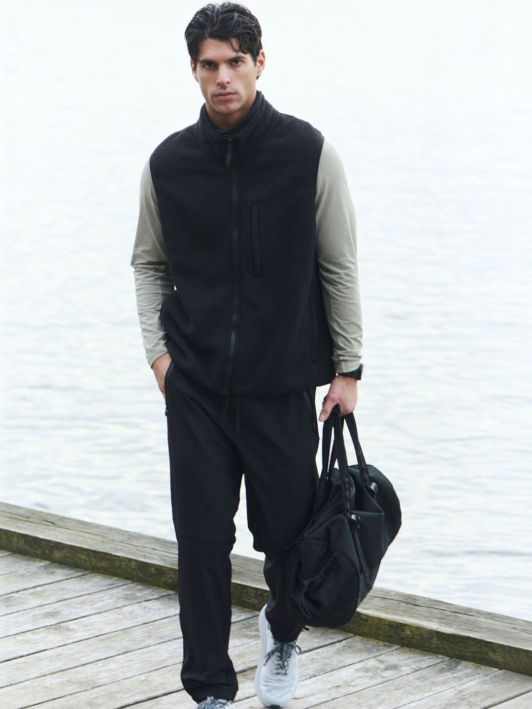 H&M MOVE Regular Fit Teddy Sports Gilet