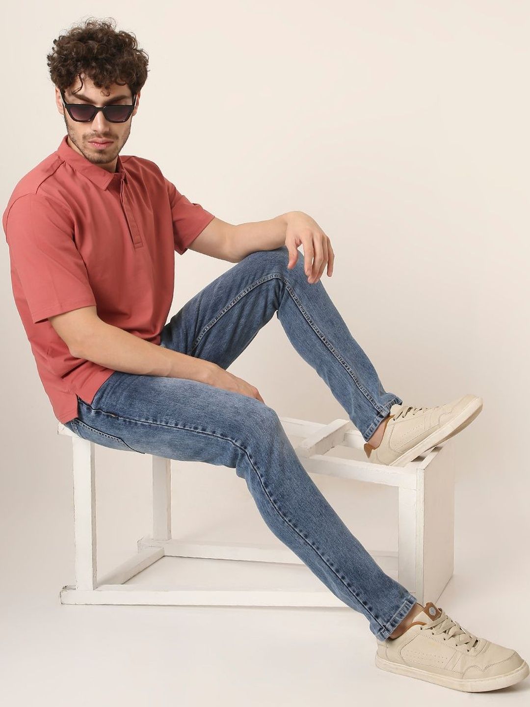 Blnk Men Slim Fit Mid-Rise Light Fade Jeans