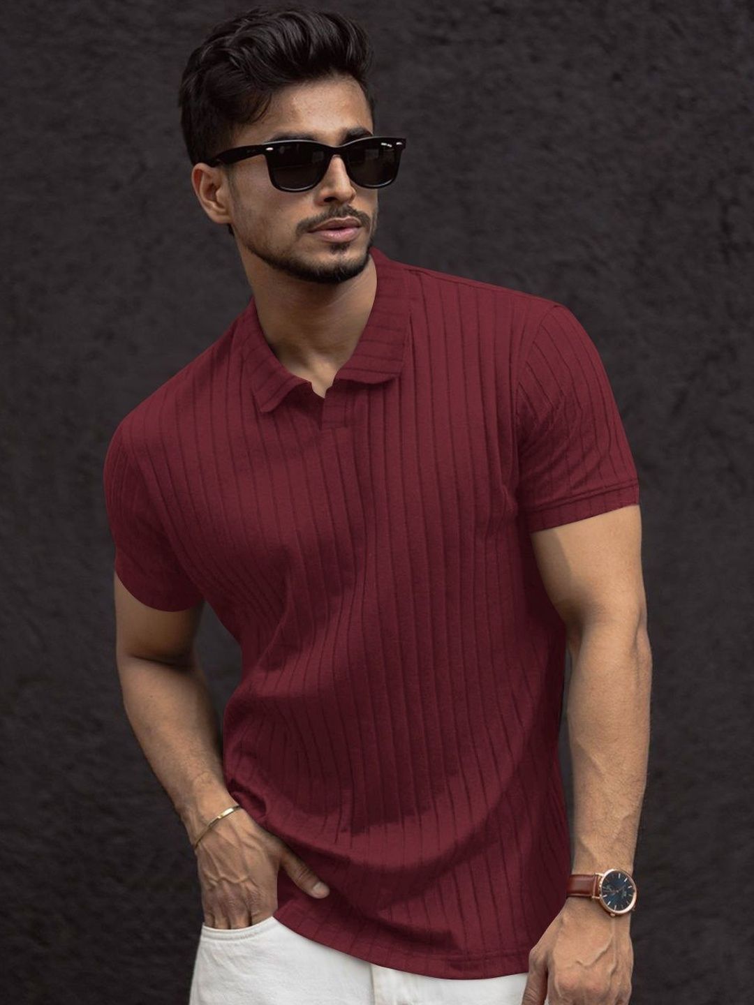 HAPPY KHAJANA Men Striped V-Neck T-shirt