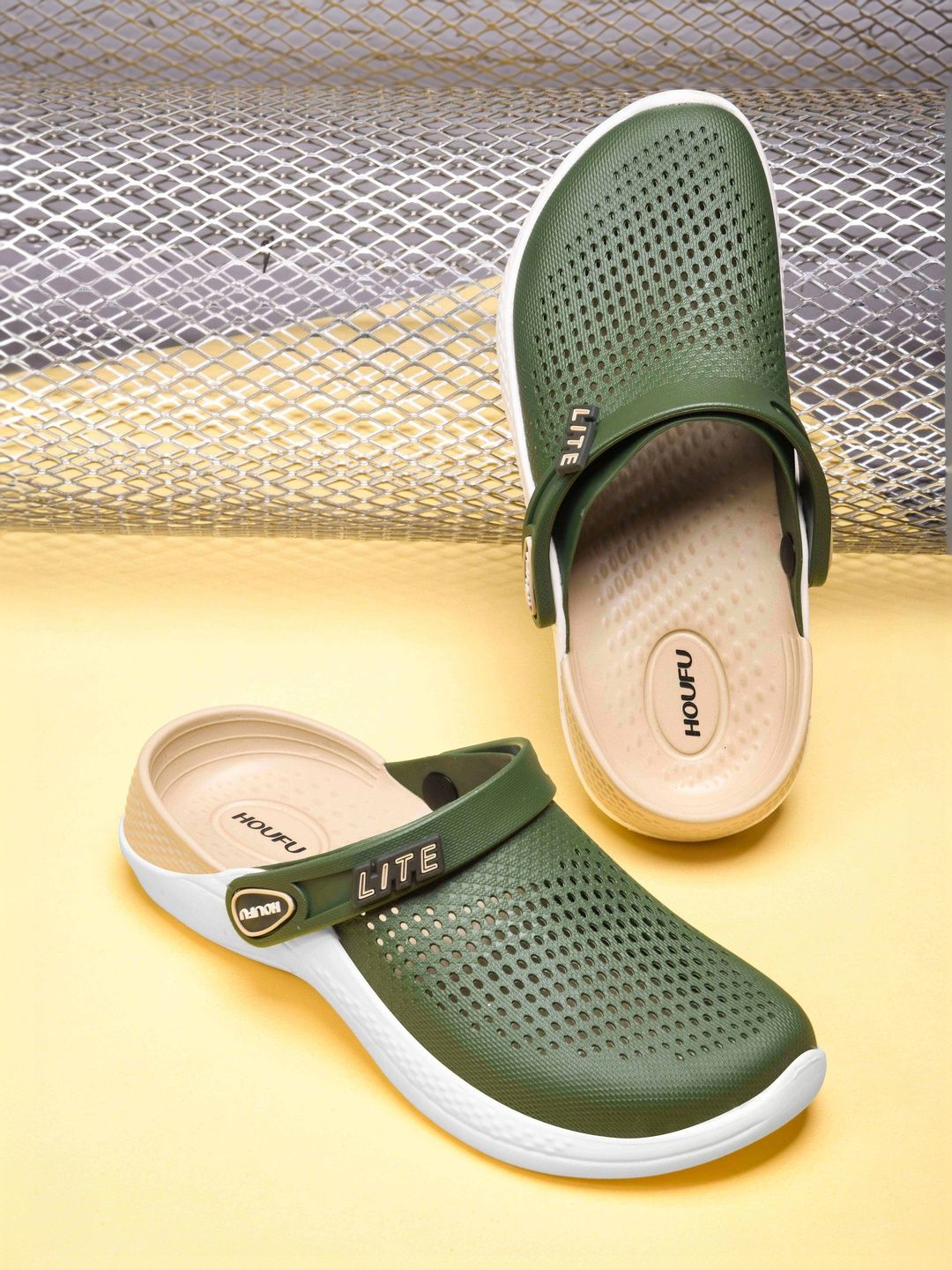 Houfu Men Clogs Sandals
