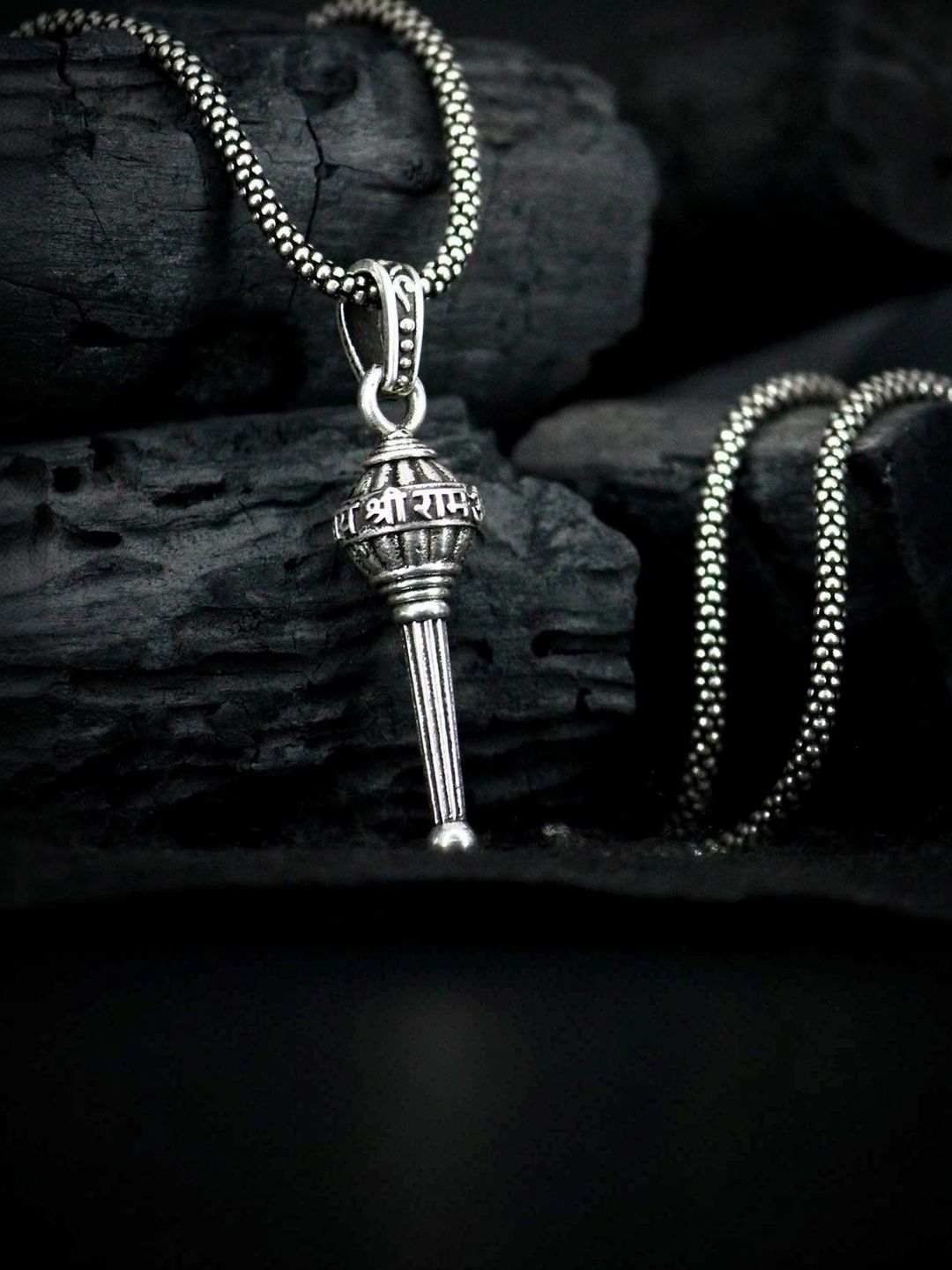 De-Ultimate Silver-Plated Geometric Pendants with Chains