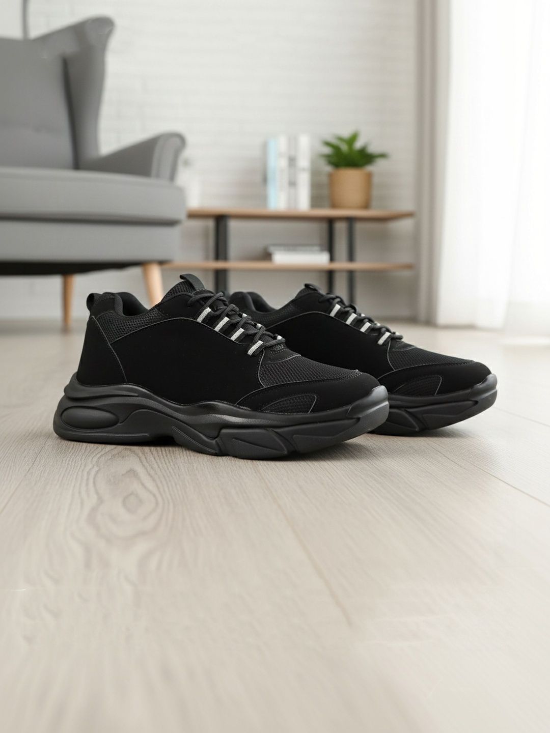HikBi Men Mesh Training or Gym Non-Marking Shoes