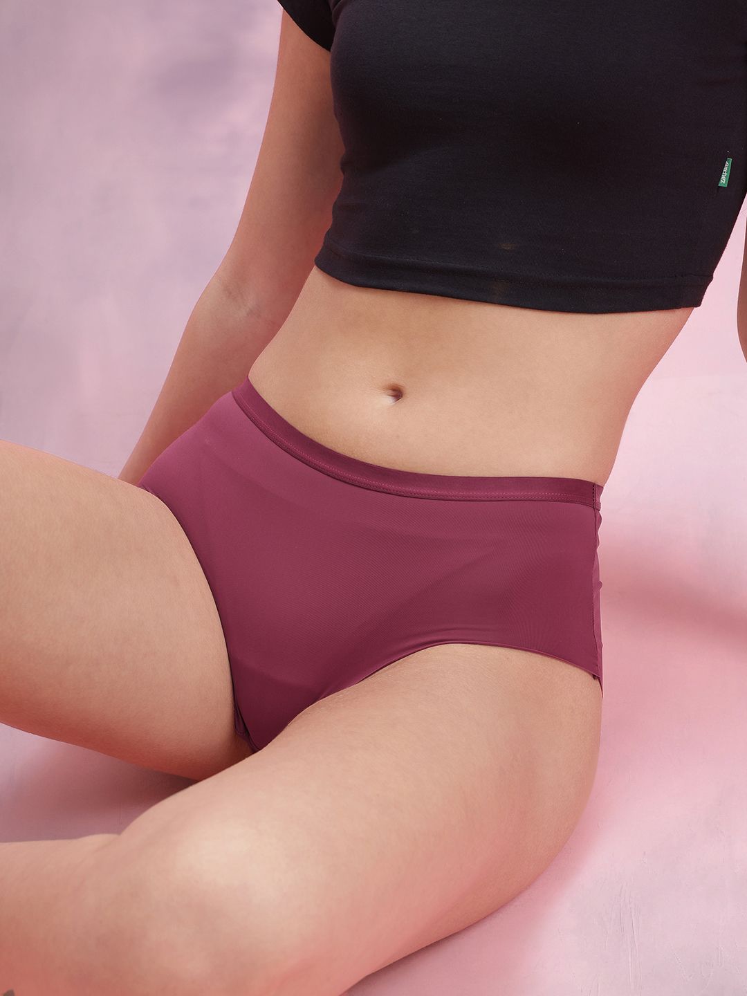DressBerry Women Solid No Visible Panty Line Laser-Cut Edge Seamless Panty