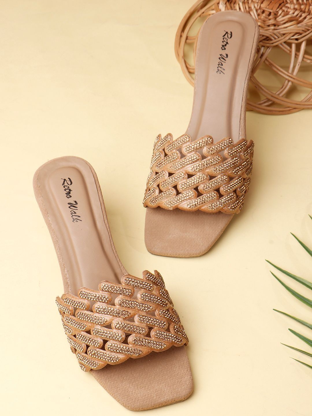 Retro Walk Textured Block Sandals