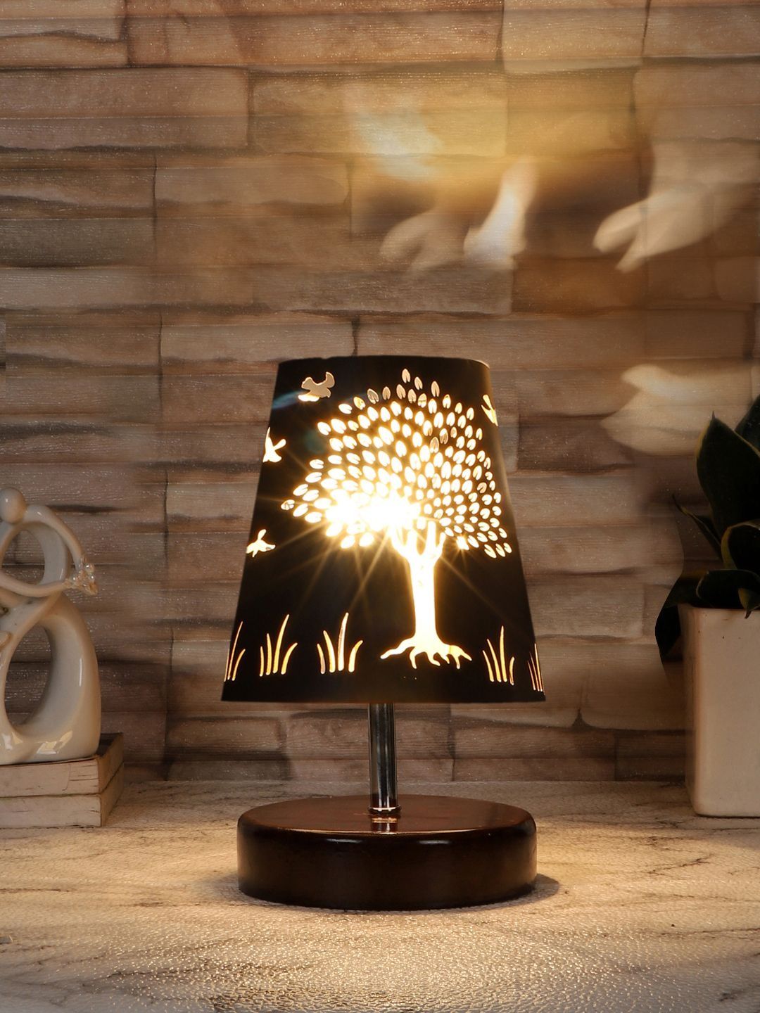 Aura Black Textured Wood Frusturical Shaped Table Lamp