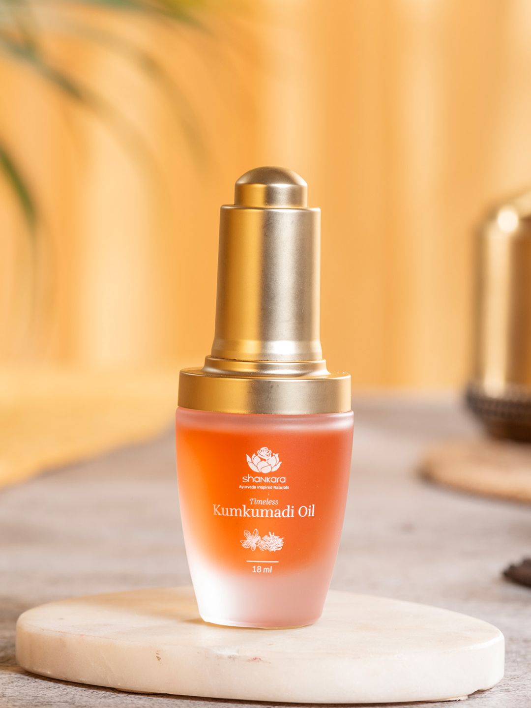 Buy KAMA AYURVEDA Kumkumadi Youth-Revitalising Facial Oil - Rich