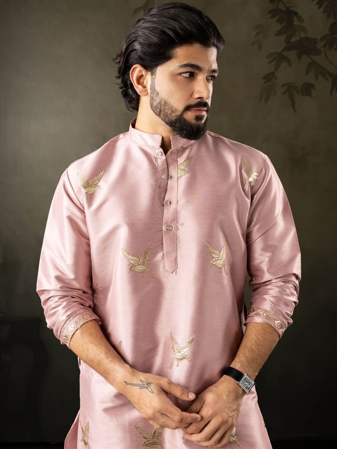 Rawayi Men Kurta