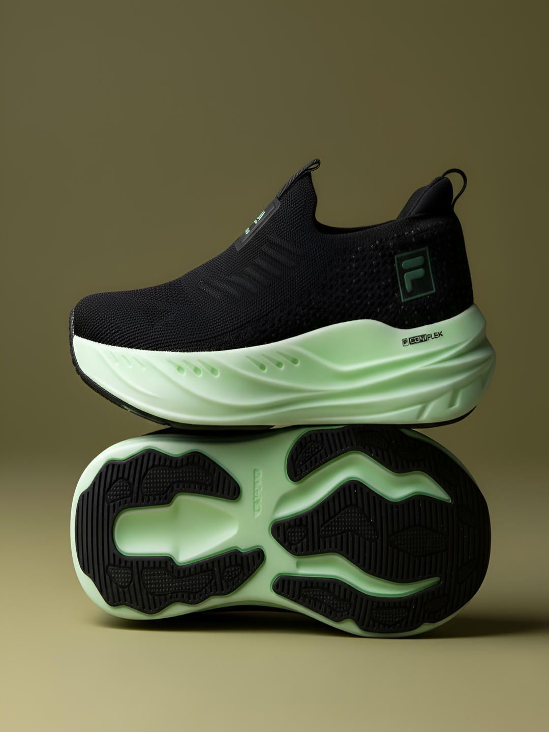 FILA FILA Men EASE RYLX Slip-On Sneakers