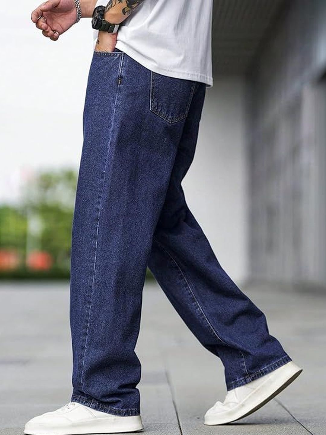 BAESD Men Relaxed Fit High-Rise Light Fade Stretchable Jeans